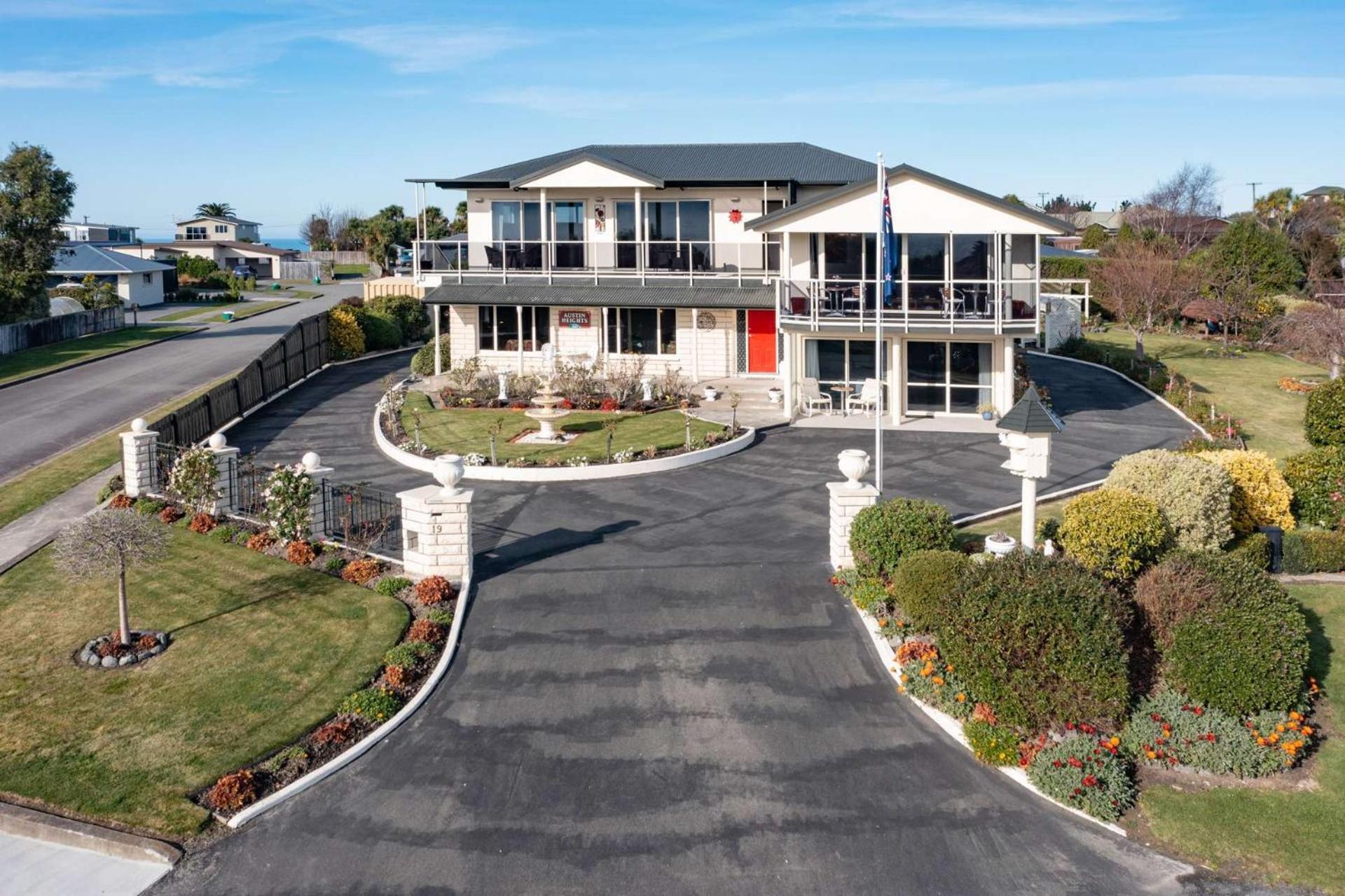 Austin Heights - Kaikoura Bed & Breakfast ภายนอก รูปภาพ