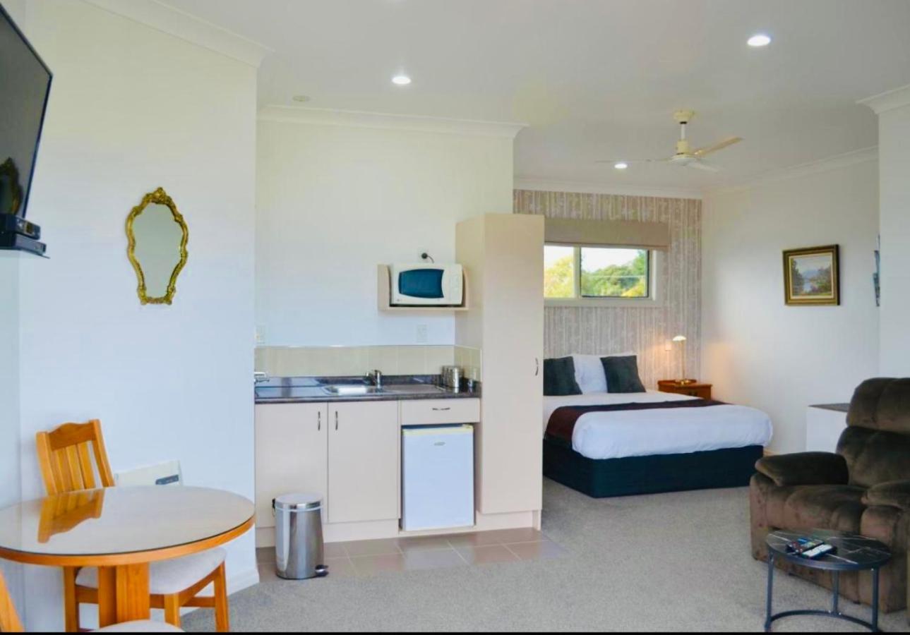 Austin Heights - Kaikoura Bed & Breakfast ภายนอก รูปภาพ